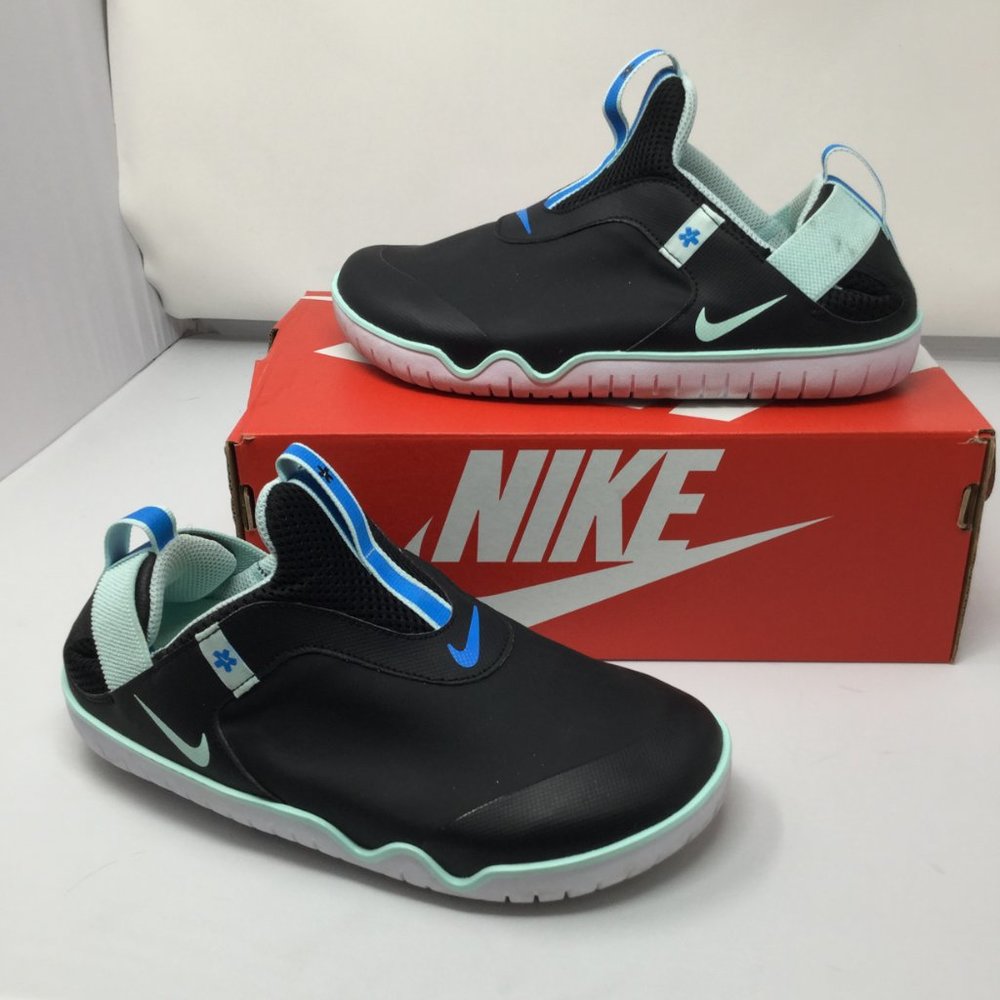 NIKE Shoes - Picture 2 of 2
